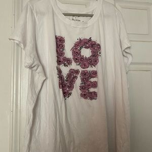 Torrid tee shirt